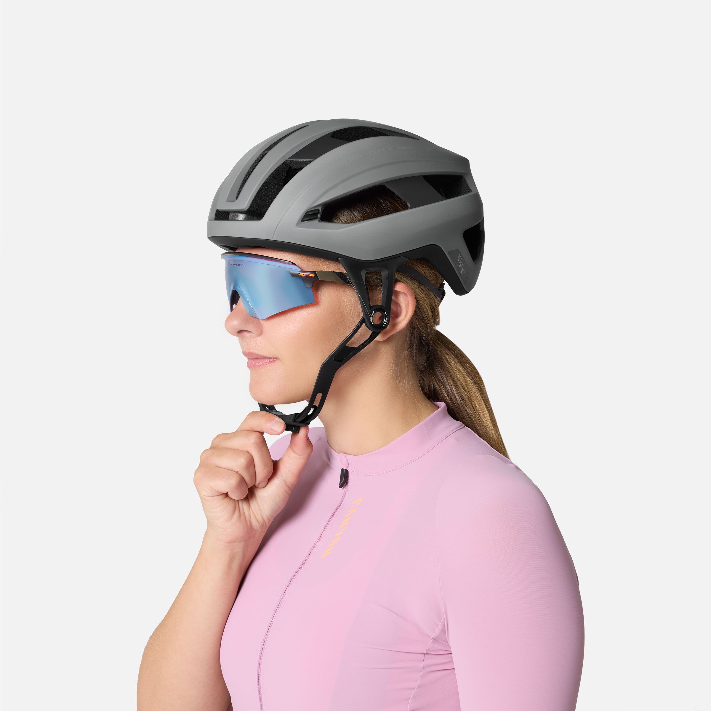 546272 2024 APP Canyon DISRUPTR CFR Helmet 9102273 gy M top 3 bdc78b original 1721310450 546272 2024 APP Canyon DISRUPTR CFR Helmet 9102273 gy M top 3 bdc78b original 1721310450