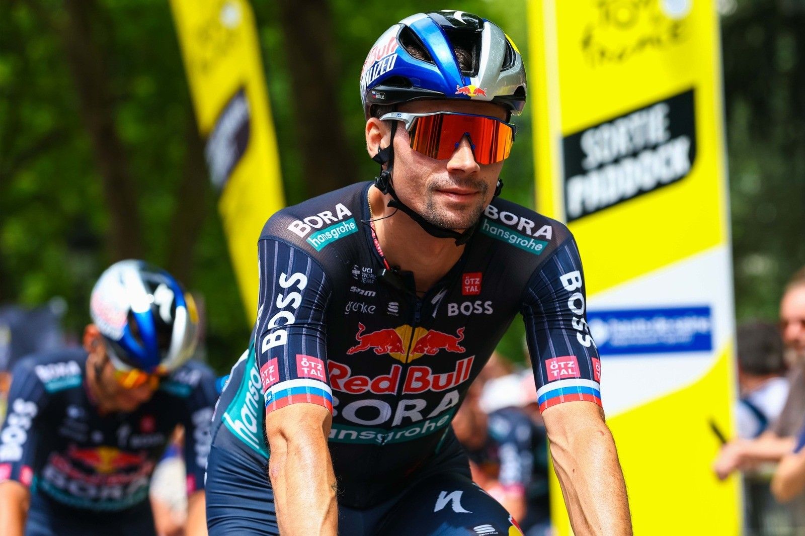 Primož Roglič, al frente de un potente Red Bull   BORA   hansgrohe.