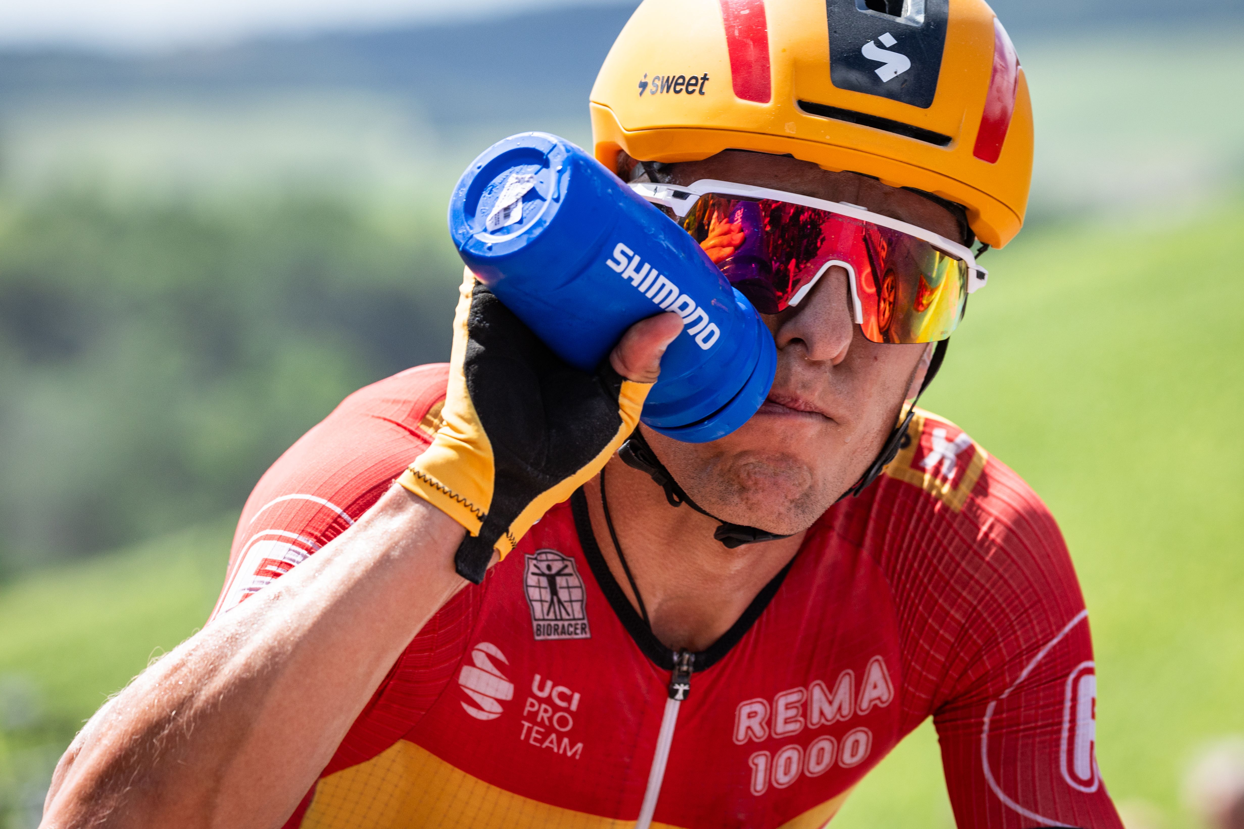 547169 20240707 1551 TourdeFrance Stage09 LeonvanBon 114A6926 305b08 original 1721827914