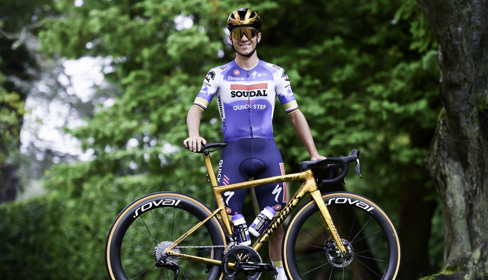Evenepoel lucirá detalles dorados en su equipación para conmemorar su éxito olímpico