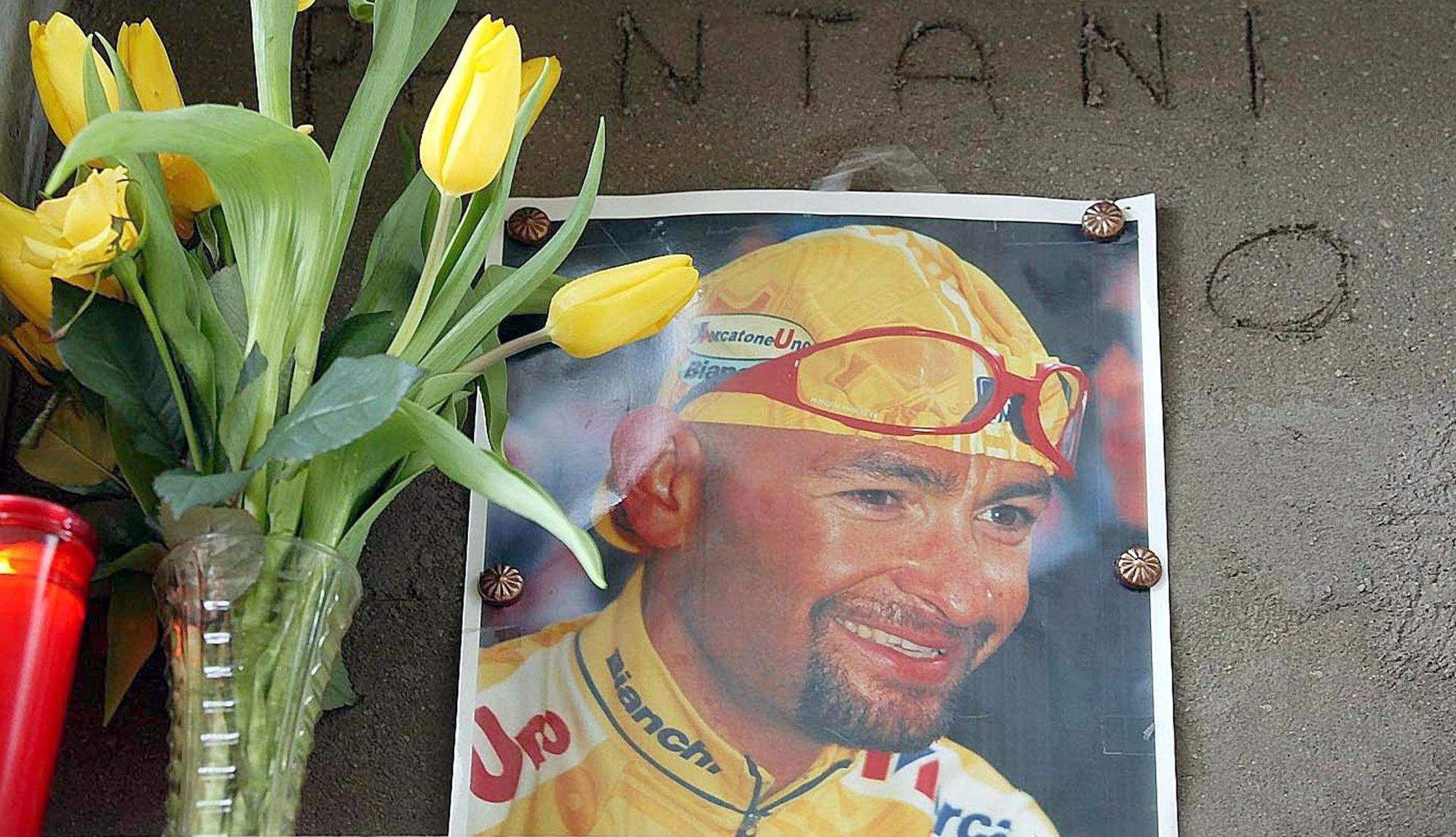 Dos policías denuncian irregularidades en la investigación de la muerte de Pantani
