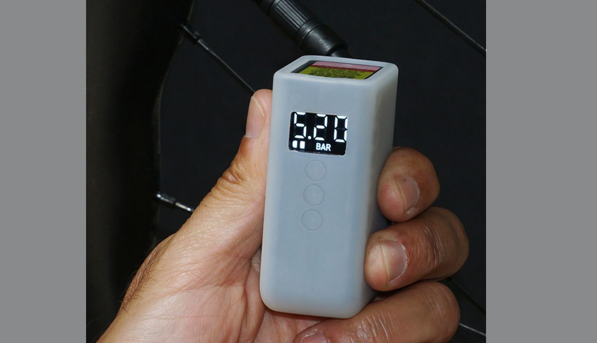 Bomba eléctrica Cycplus AS2 Pro