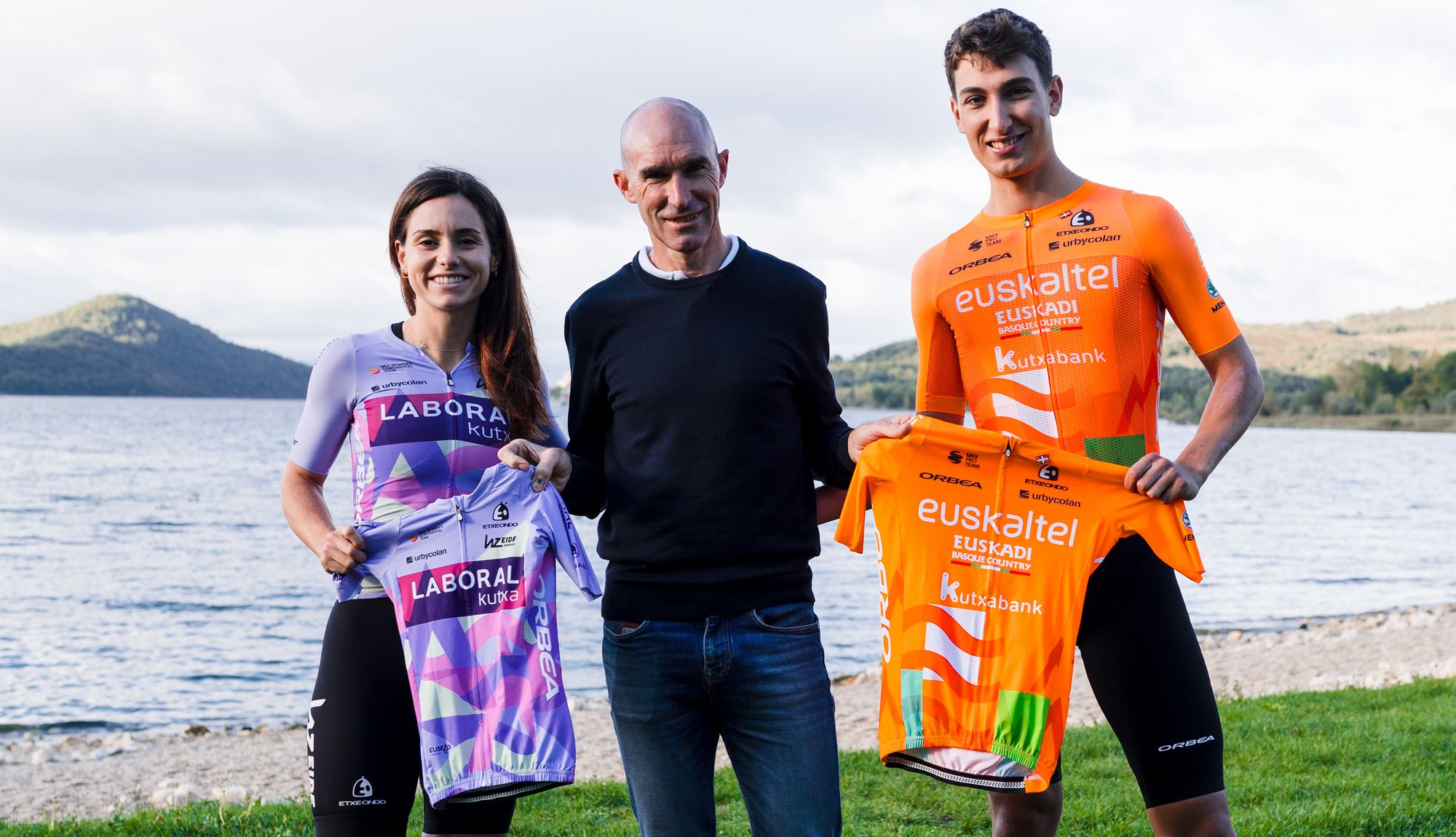 Iñaki Isasi, nuevo presidente de la Fundación Euskadi, junto a Lourdes Oyarbide y Unai Zubeldia