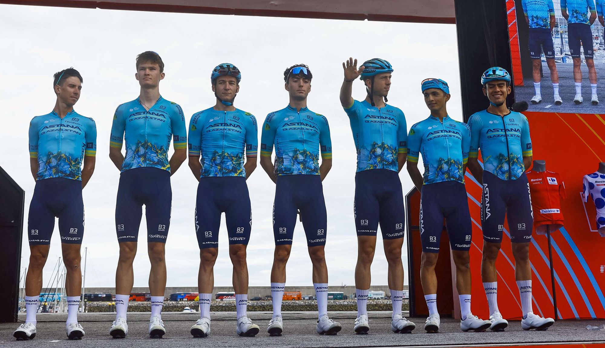 Ciclistas del Astana en la pasada Vuelta a España