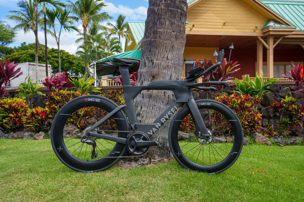 VAN RYSEL XCR ULTEGRA DI2 RAW   8758201   000     Expires on 25 11 2028