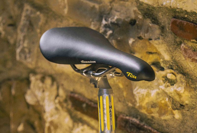 SELLE ITALIA 2024 FLITE 1990 action