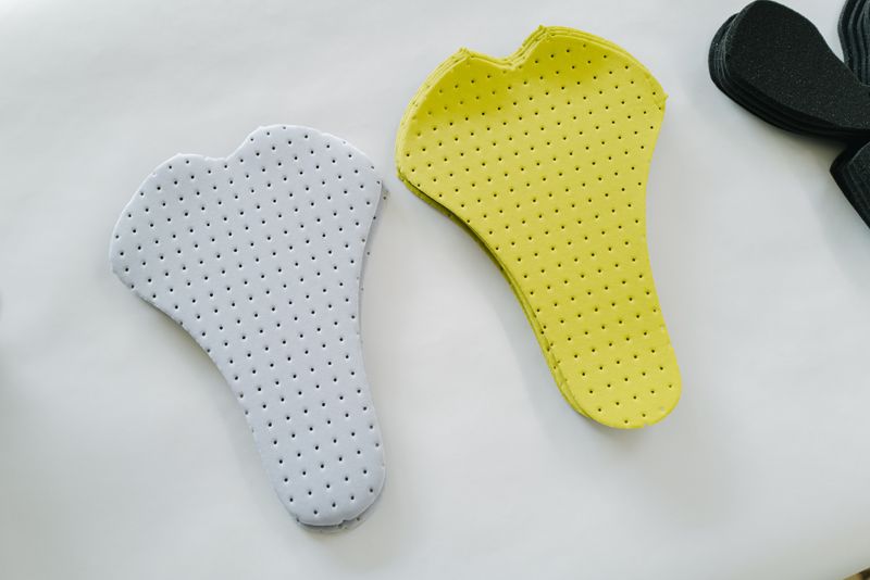 Q36.5 Unique Chamois (8) Q36.5 Unique Chamois (8)