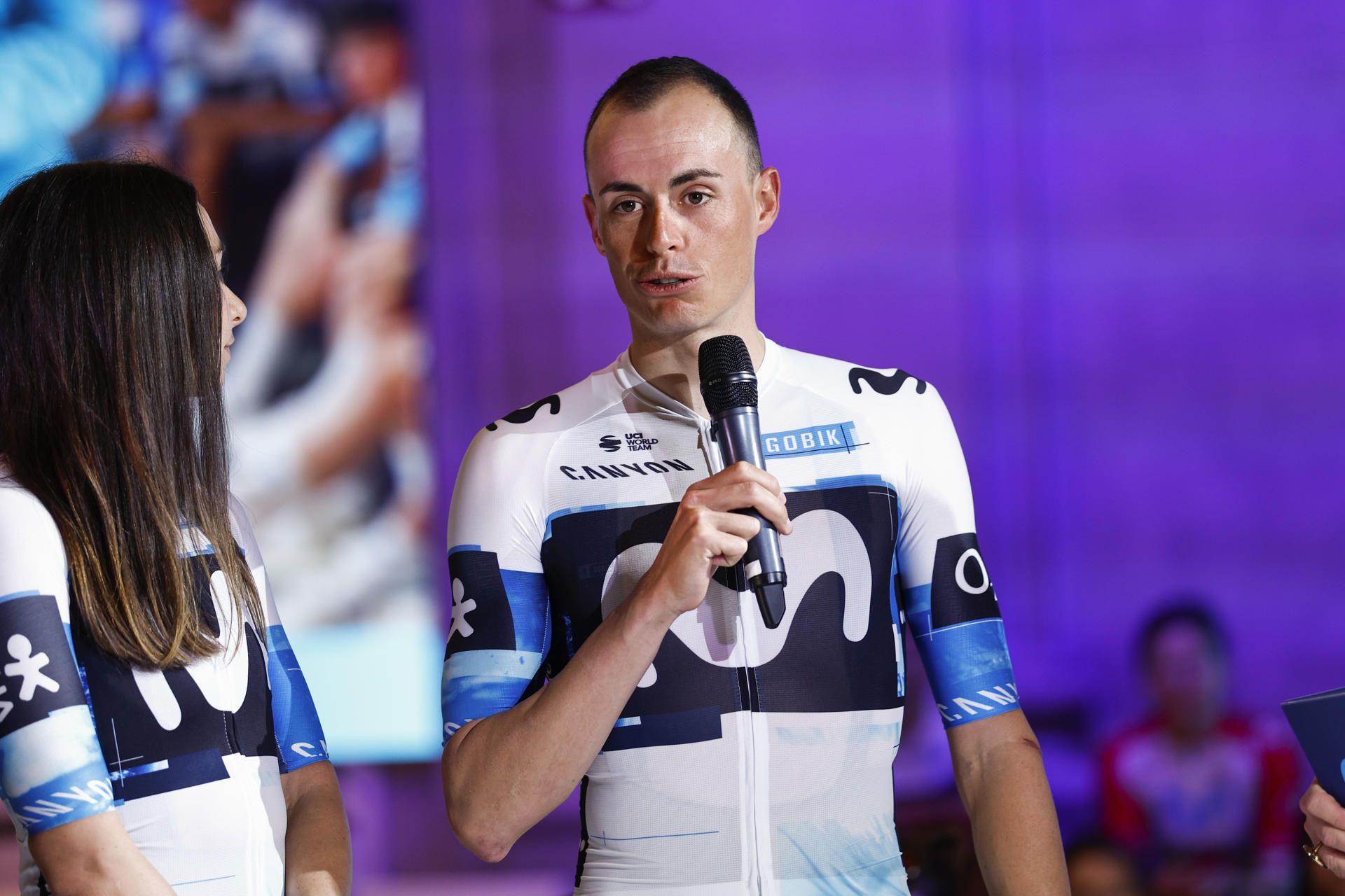 Movistar se presenta con Enric Mas de líder, apuesta por la juventud y 5 años más de patrocinio.