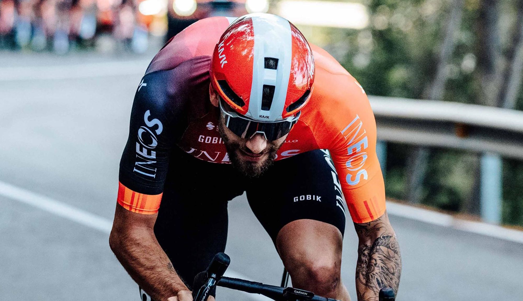 INEOS Grenadiers y KASK prolongan su colaboración