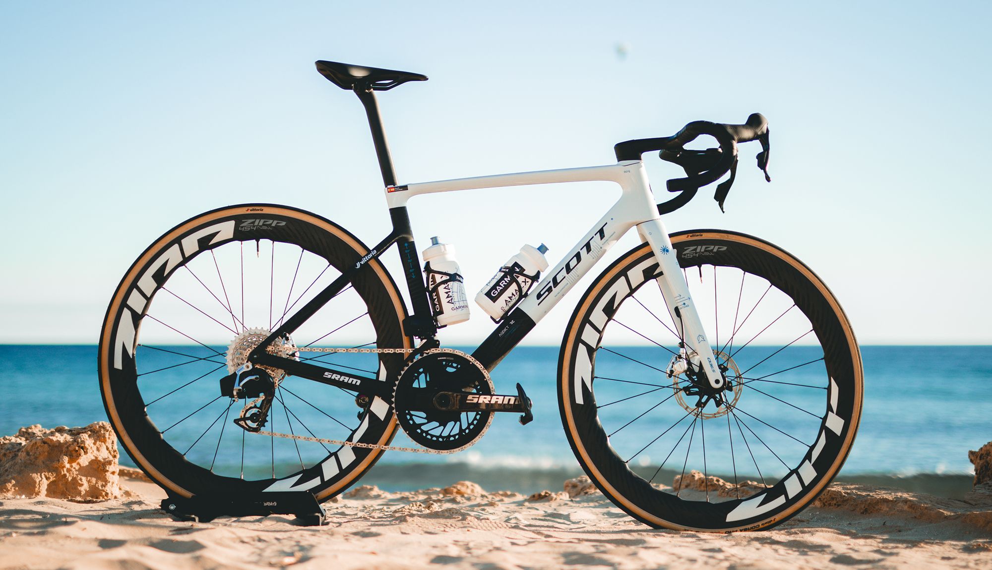 Nueva Scott Addict RC con la que competirá esta temporada el Q36.5 Pro Cycling Team