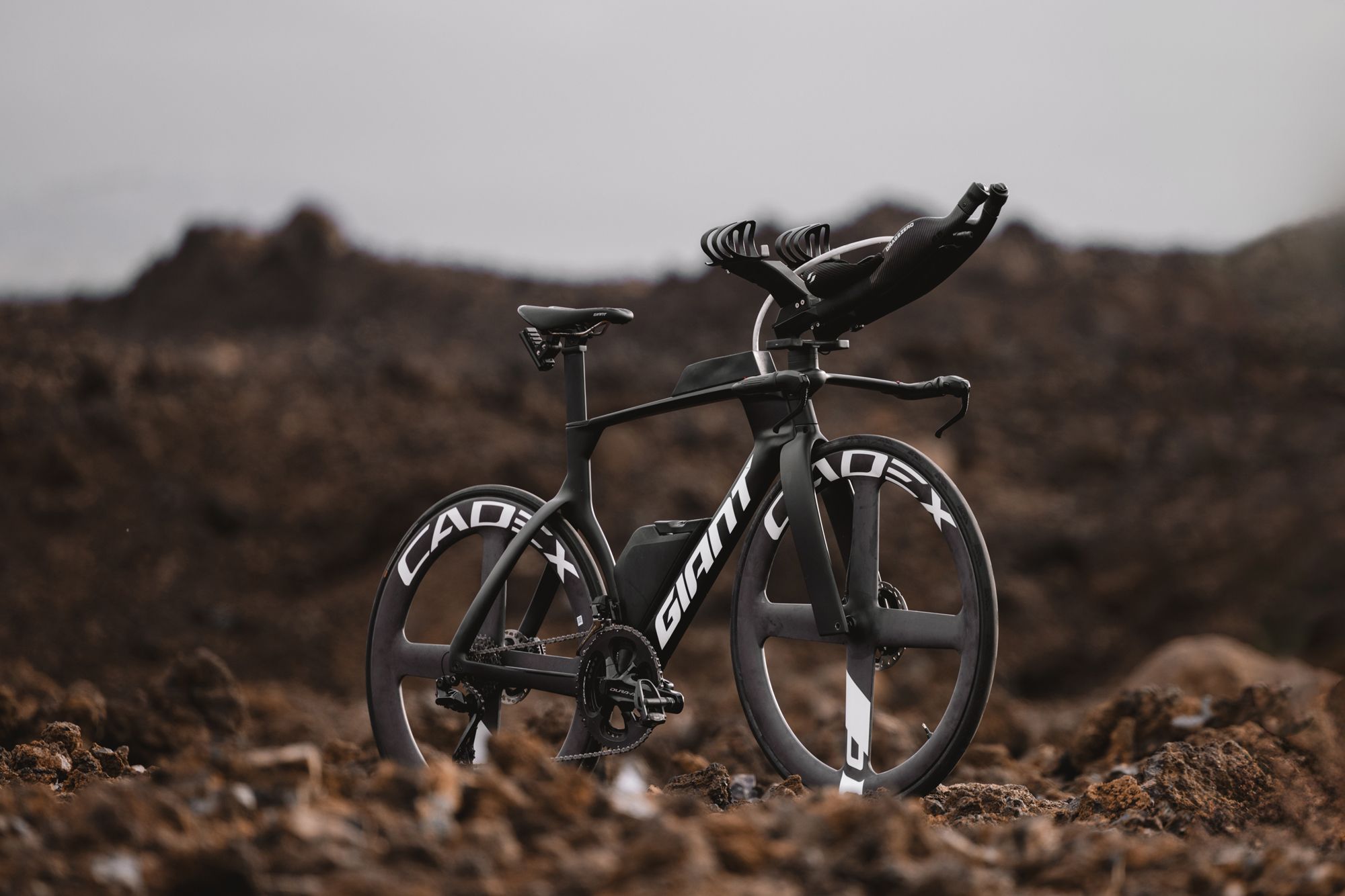 Giant MY25Trinity GustavIden Kona Product WebRes 03 Giant MY25Trinity GustavIden Kona Product WebRes 03