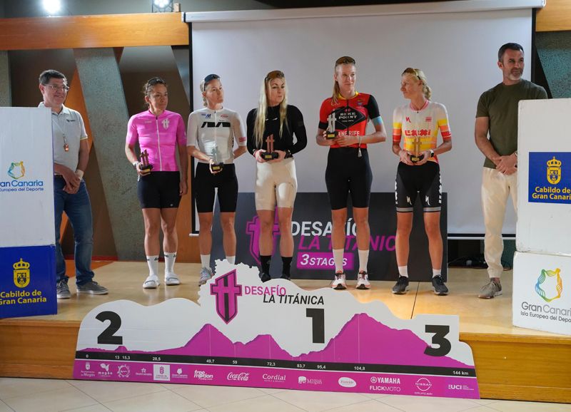 La Titanica podio femenino La Titanica podio femenino