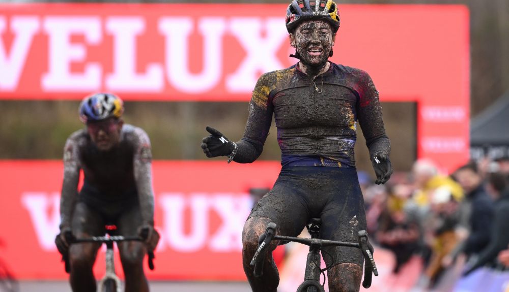 Blanca Vas celebra su primera victoria de la temporada en la Copa del Mundo. Foto: Sprint Cycling Blanca Vas celebra su primera victoria de la temporada en la Copa del Mundo. Foto: Sprint Cycling