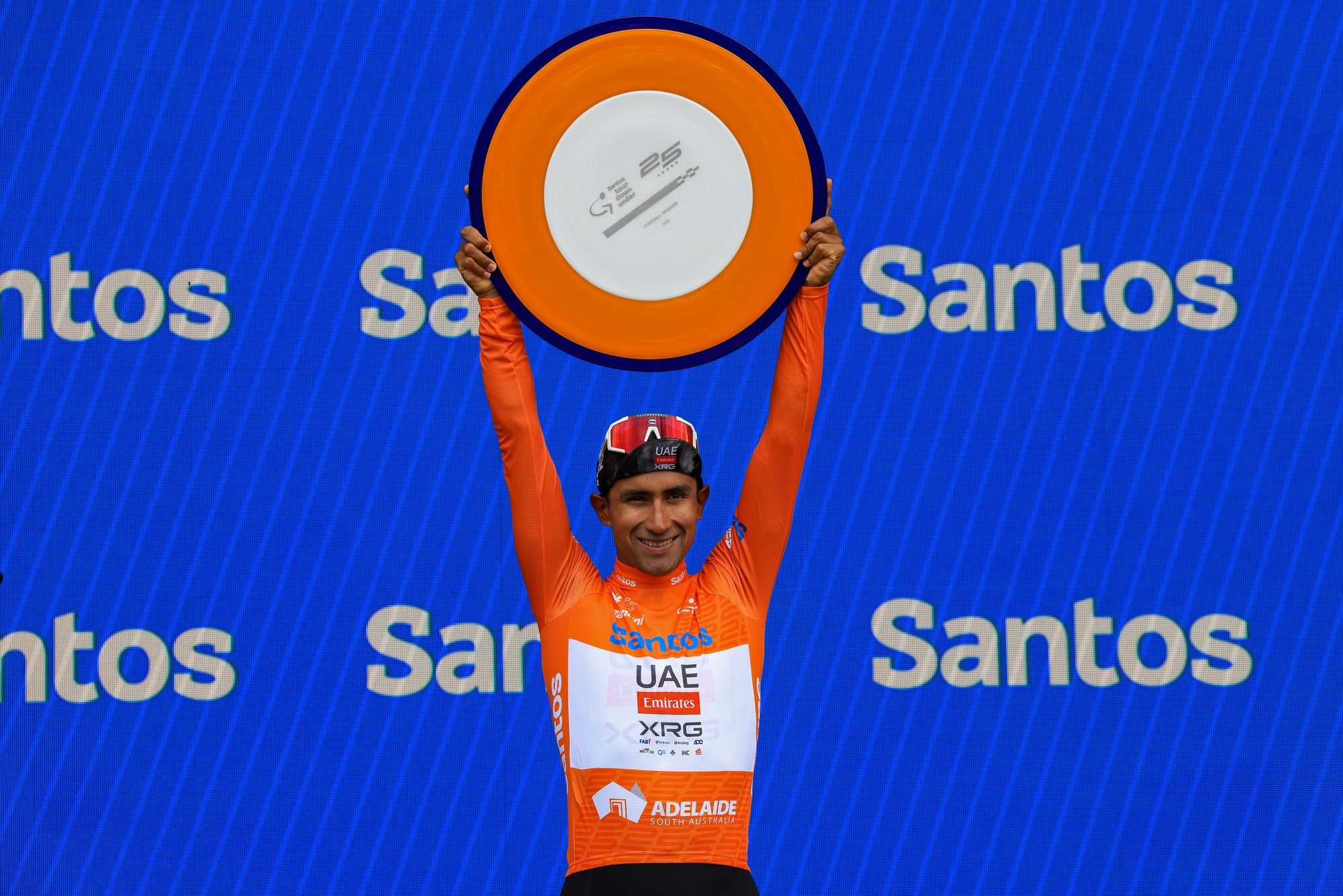 Jhonatan Narváez se estrena con UAE ganando el Tour Down Under 2025. 
