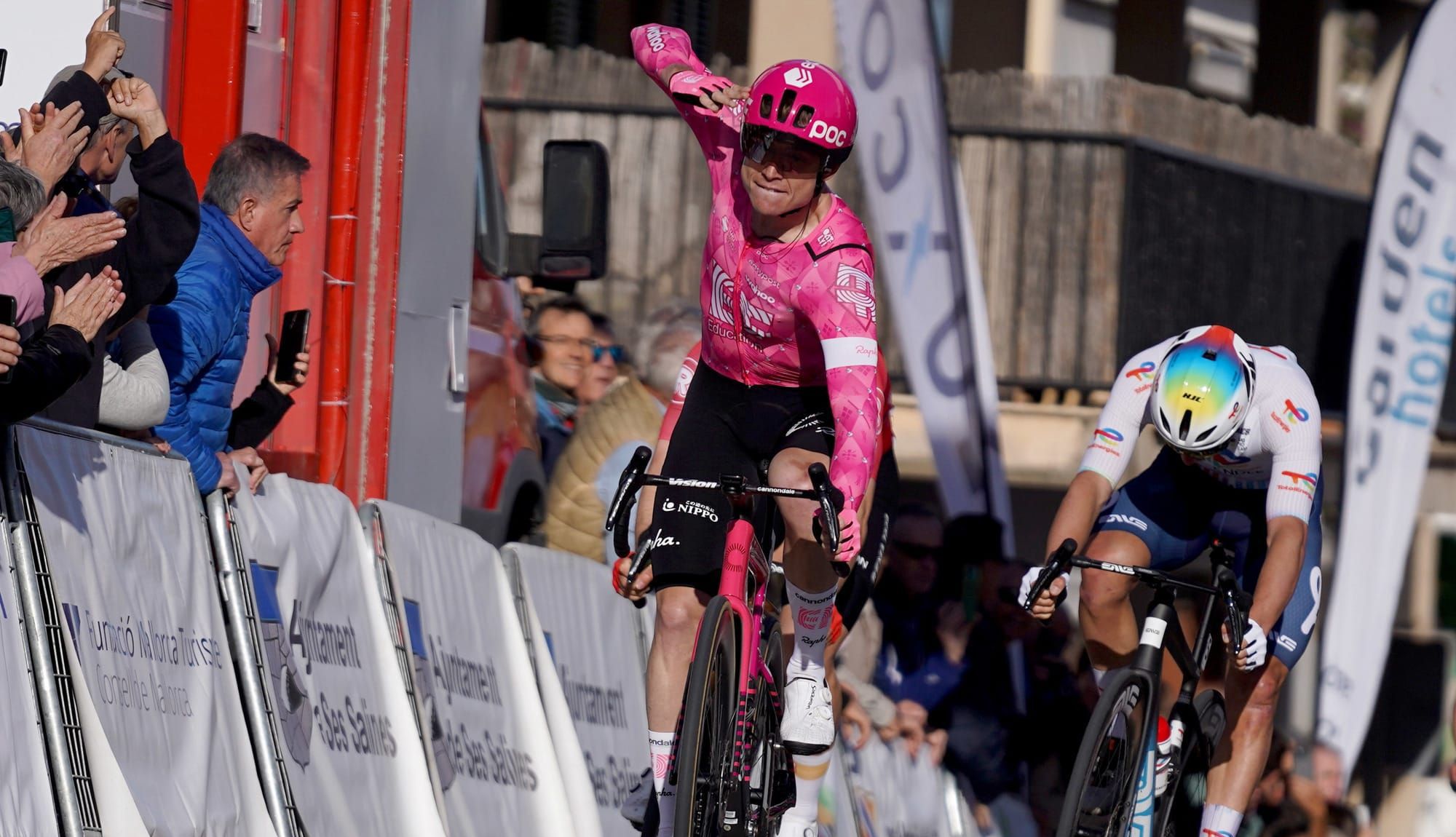 Marijn van den Berg se lleva al sprint el Trofeo Ses Salines
