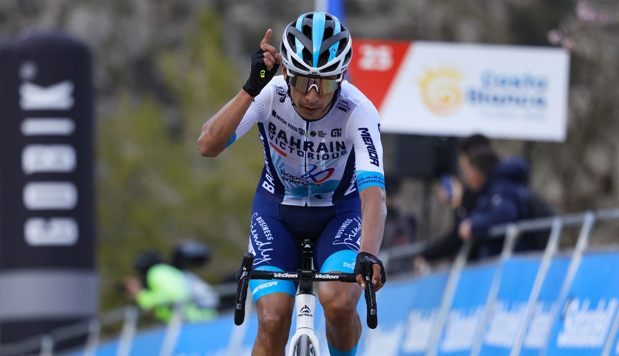 Santiago Buitrago gana en Font de Partegat