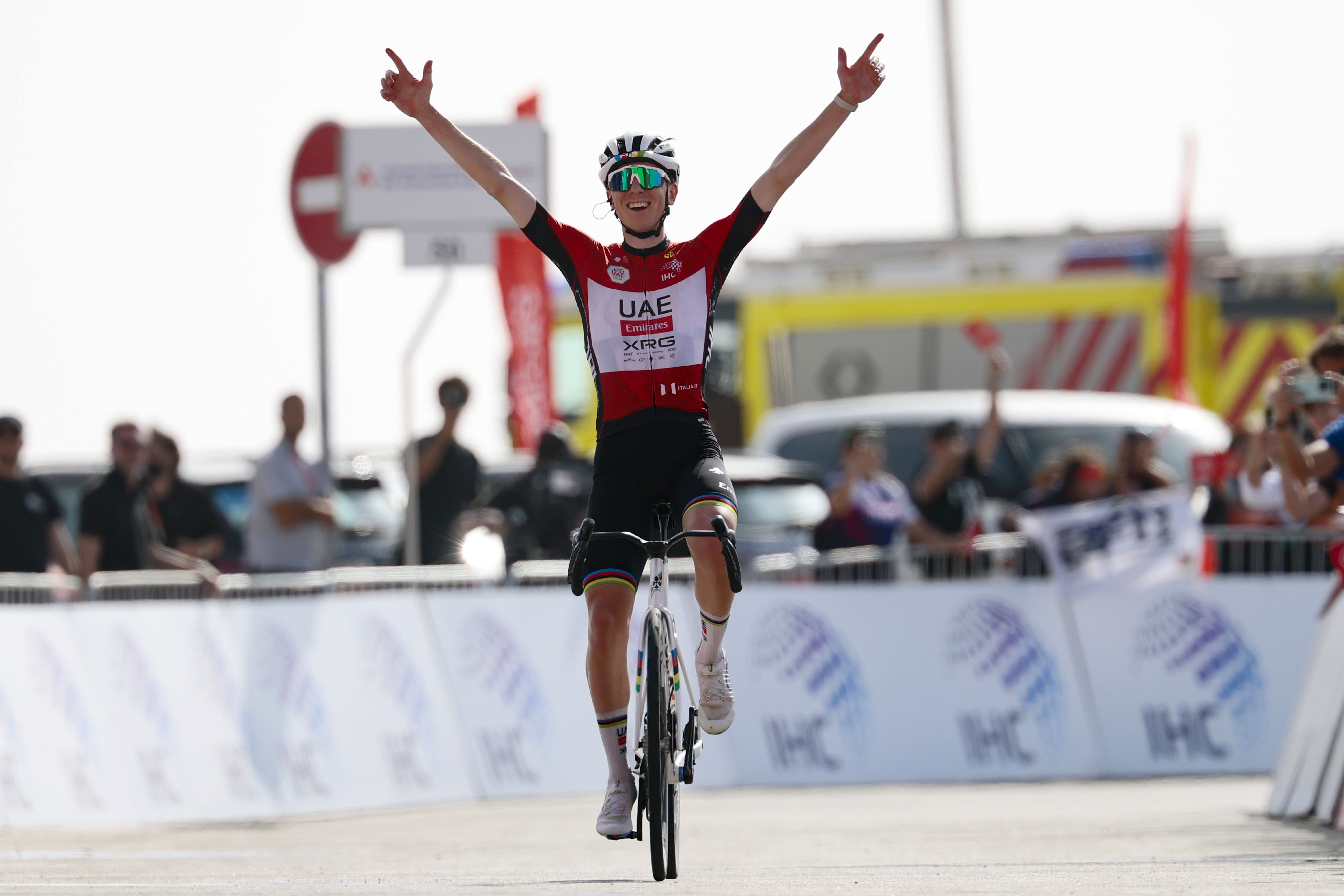 Tadej Pogacar gana el UAE Tour y comienza a escribir un nuevo capítulo de su historia en 2025.