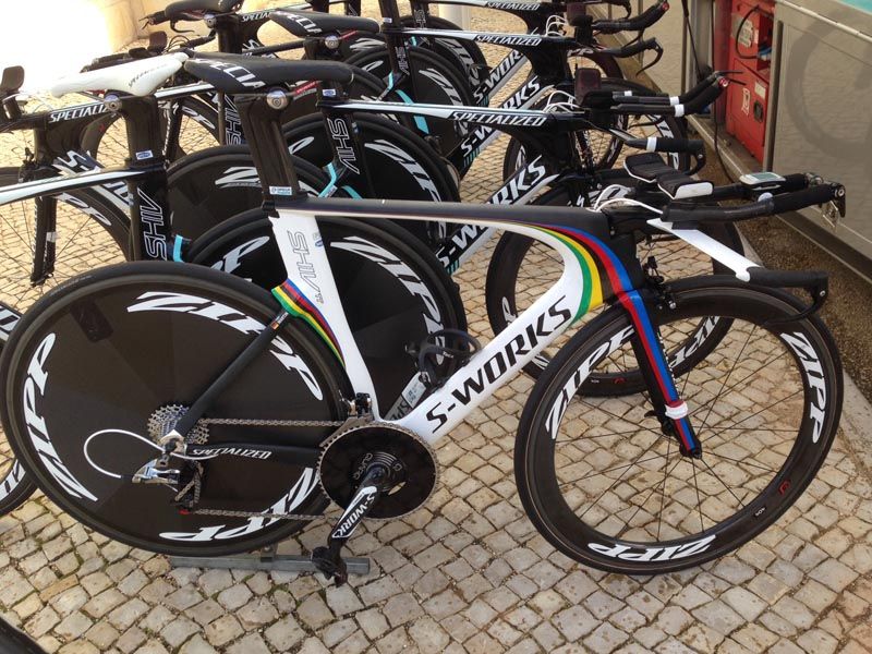Las bicicletas de contrarreloj de los equipos de la Volta al Algarve