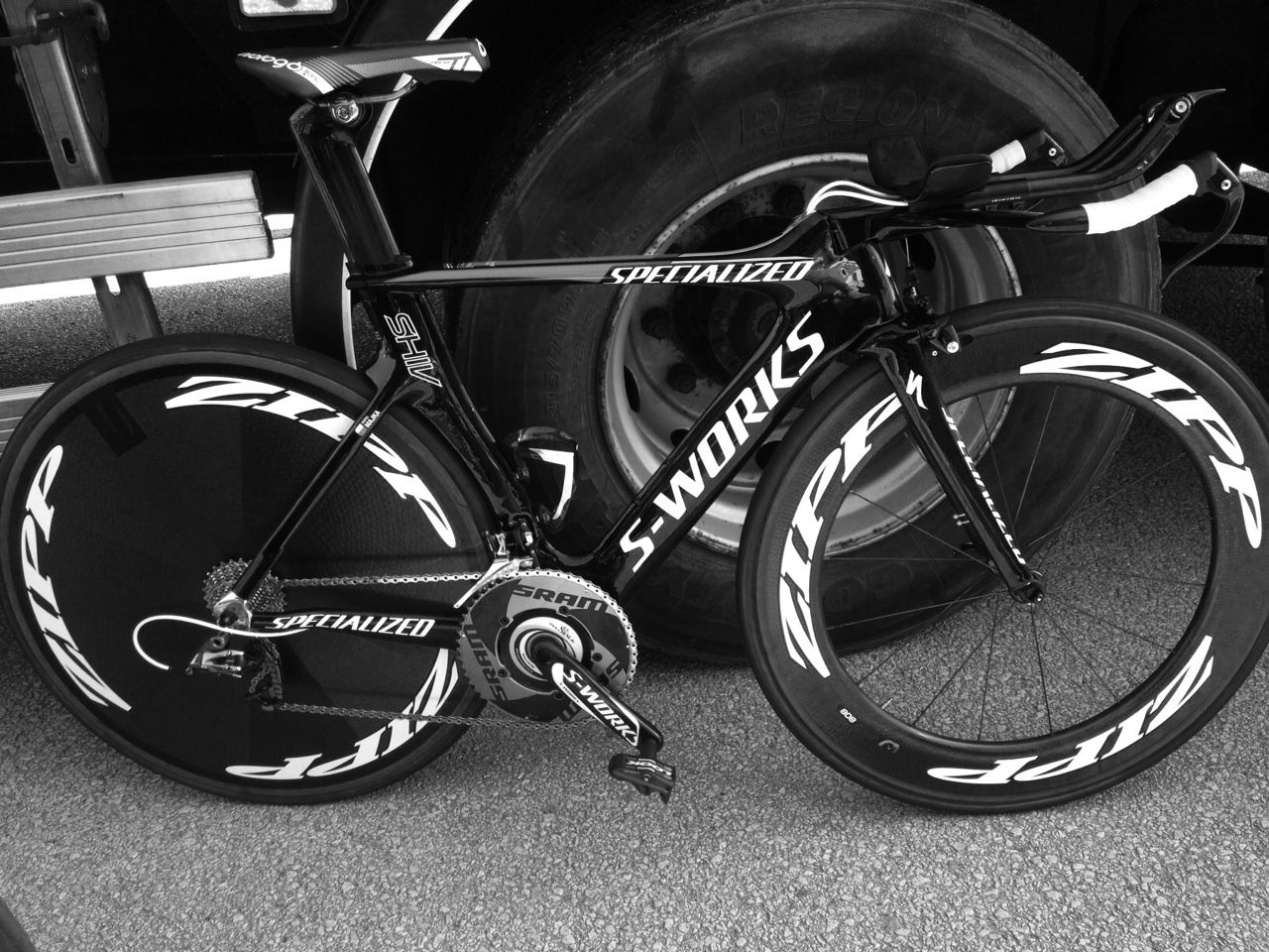 Las bicicletas de contrarreloj de los equipos de la Volta al Algarve