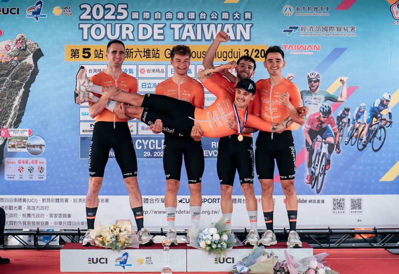 equipo tour taiwan 2025 etapa5 equipo tour taiwan 2025 etapa5