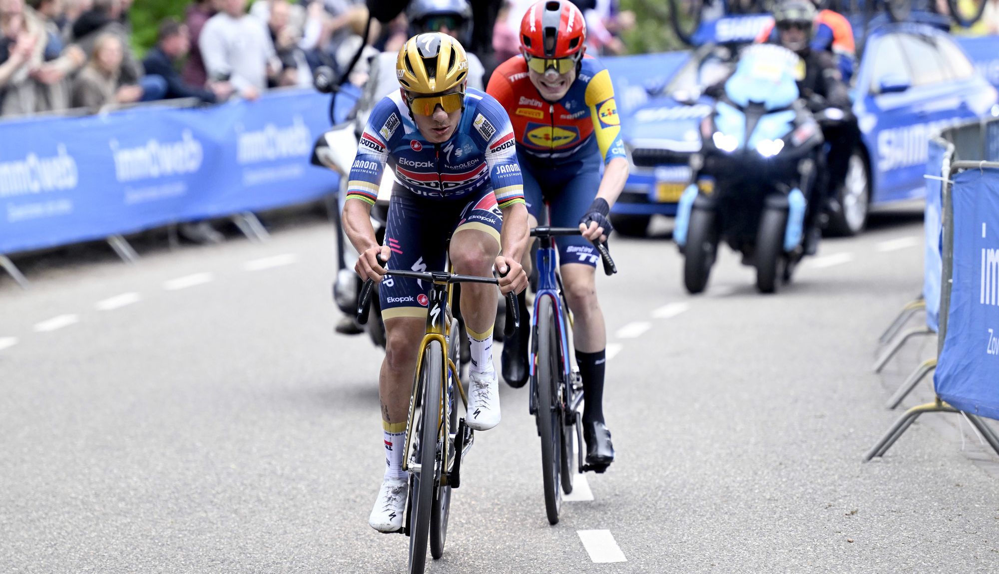 Evenepoel, seguido de Skjelmose, en la Amstel Gold Race del domingo