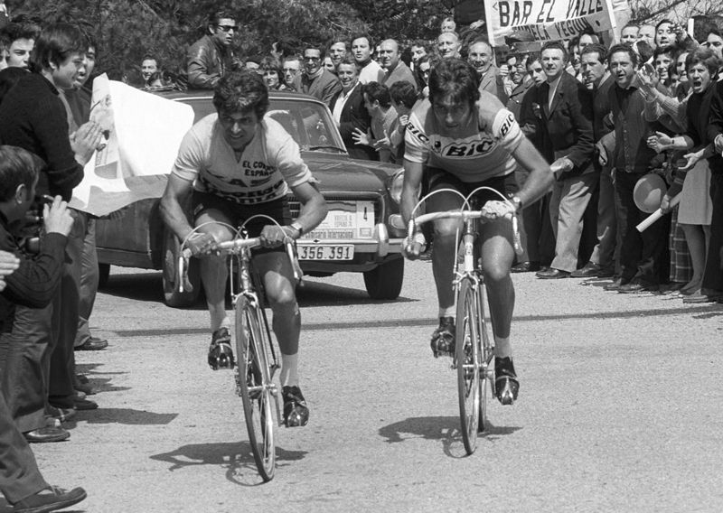 José Manuel Fuente y Luis Ocaña en La Vuelta 1974