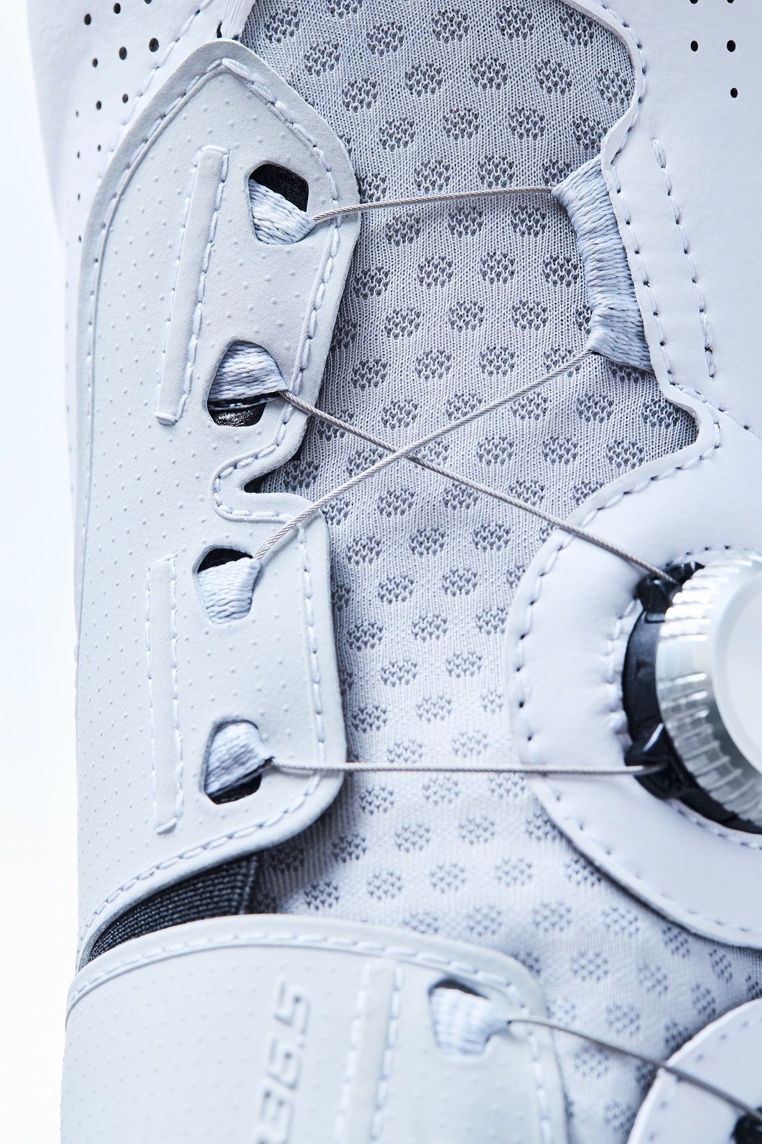 Q36.5 Unique Pro Shoes White Tech Features 7206 Q36.5 Unique Pro Shoes White Tech Features 7206