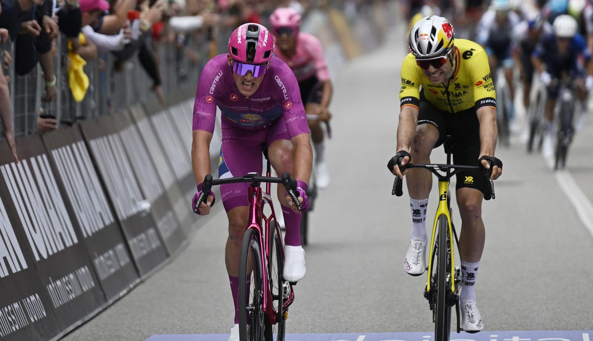 Pedersen logra en Vicenza, ante Van Aert, su cuarta victoria en el Giro 2025