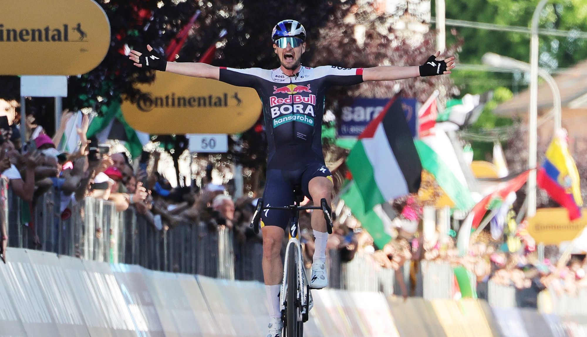 Nico Denz prolonga su idilio con el Giro