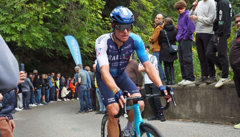 jakob fuglsang renueva con israel premier tech y pondra fin a su carrera en 2025 2 790x454