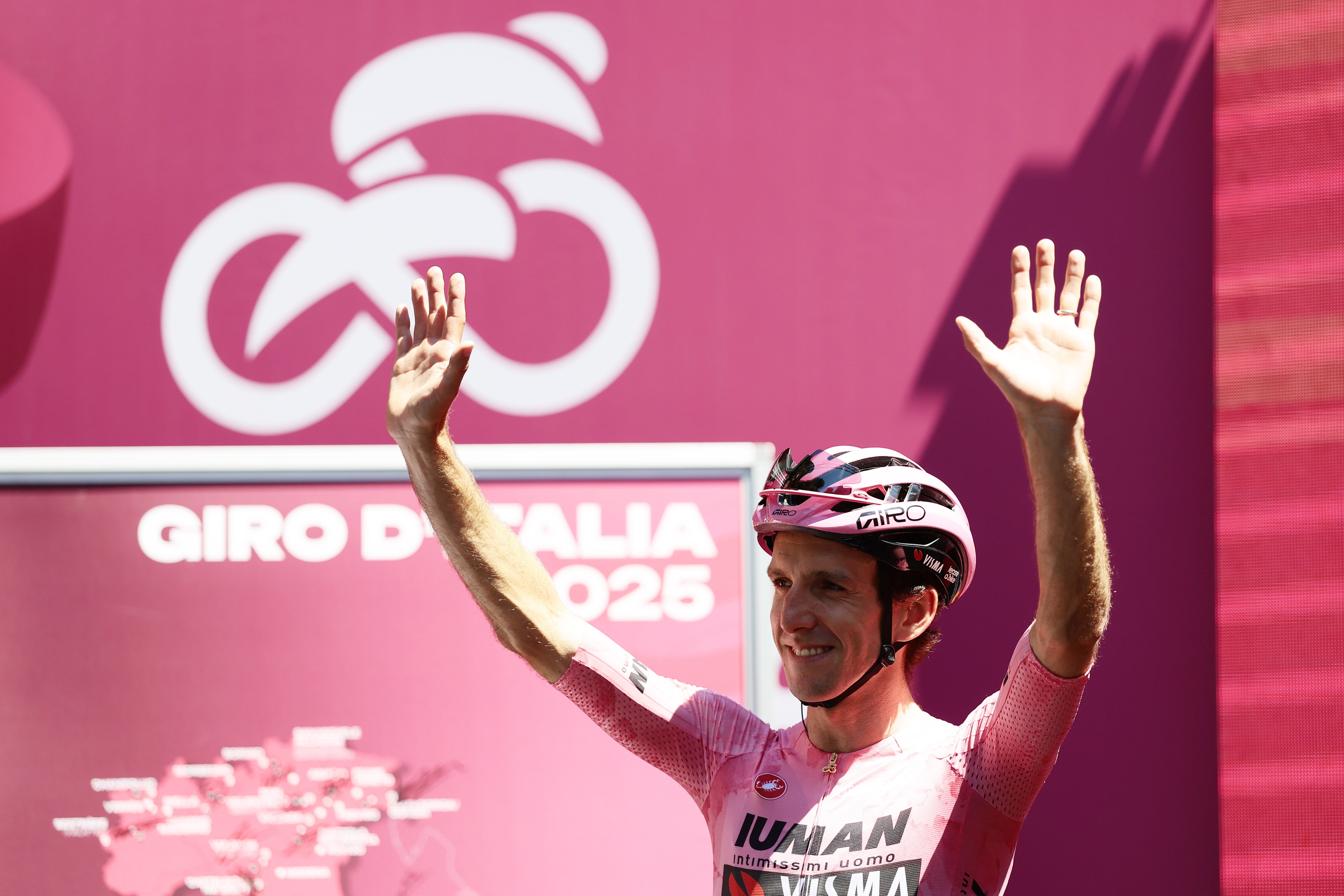 Simon Yates sucede a Tadej Pogacar en Roma y Olav Kooij le pone el punto y final al Giro de Italia