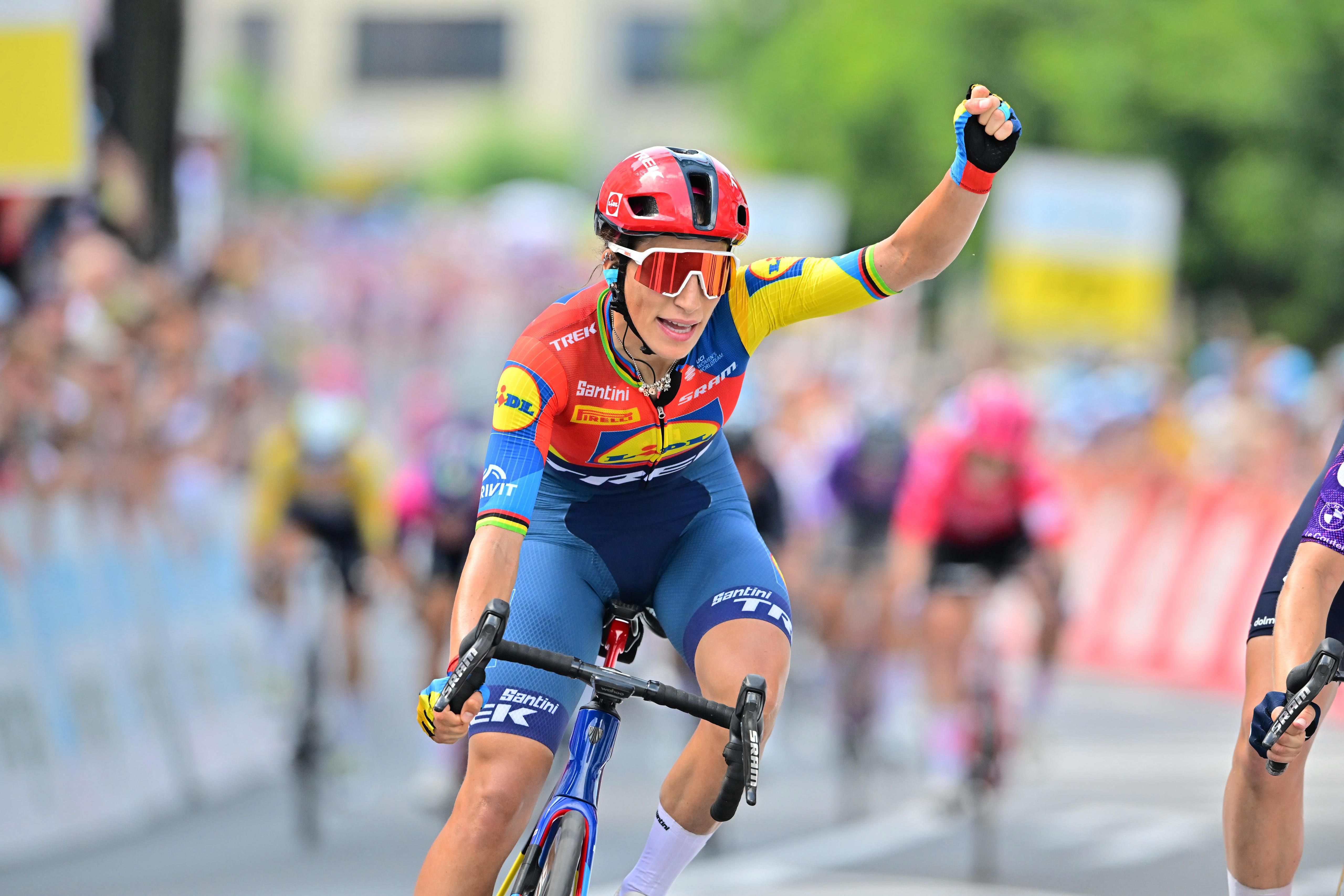 Victoria de Elisa Balsamo en Küssnacht; Marlen Reusser se asienta en el liderato del Tour de Suiza