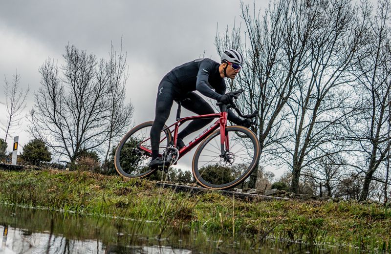 Trek Madone SL 6 Gen 8 foto 3