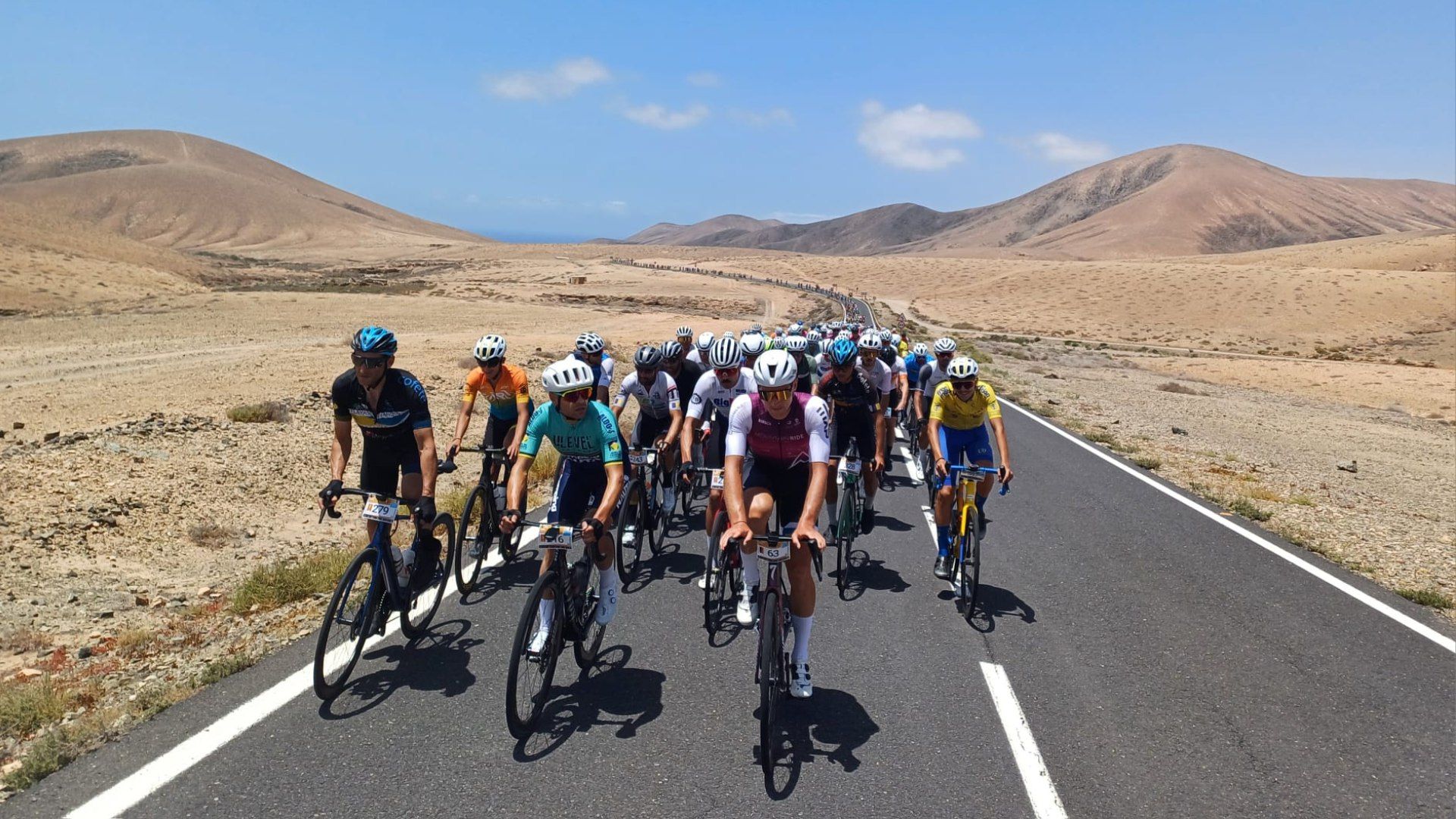 Marcos García y Ana Belén Sendin brillan en Faro Fuerteventura