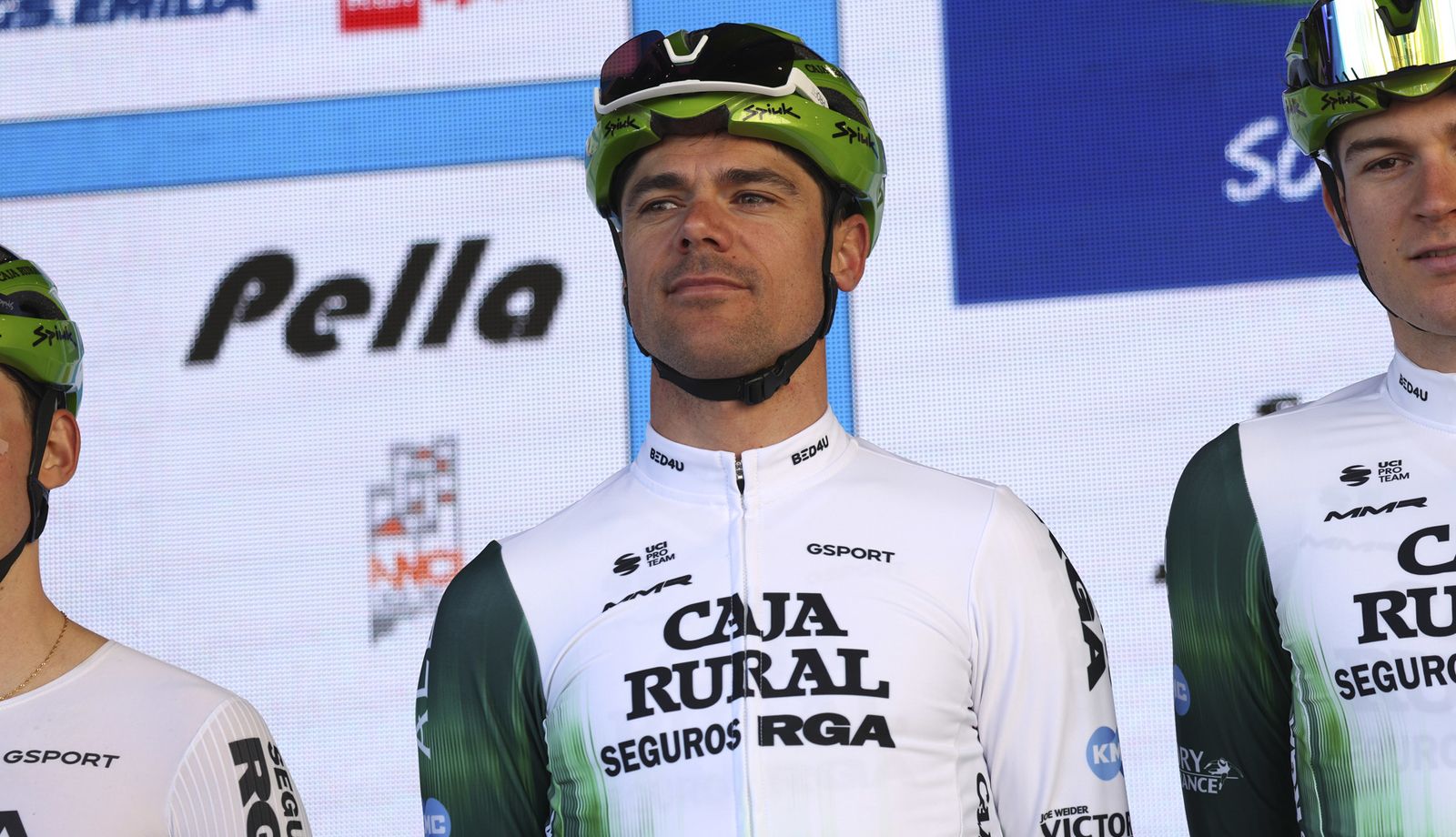Edu Prades antes de la salida del Trofeo Laigueglia 2025. Foto: Alessandro Perrone (Sprint Cycling Agency)