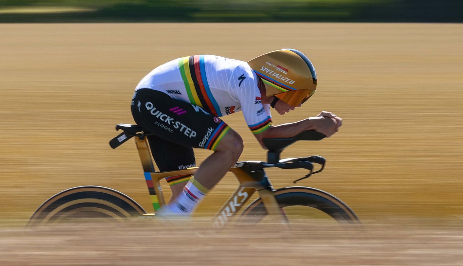 Remco Evenepoel gana la contrarreloj de Caen y se reengancha a la lucha por el Tour