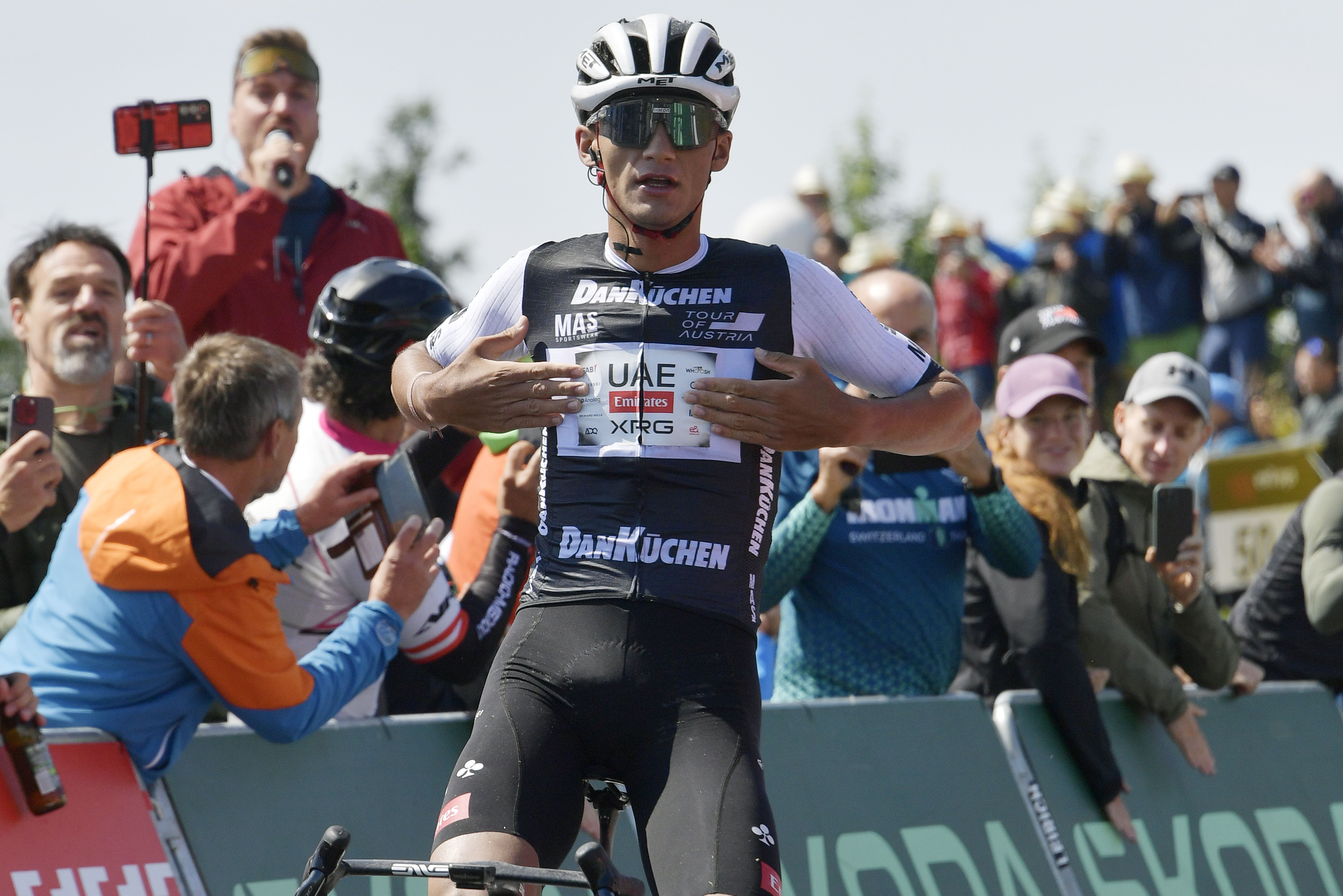 Isaac del Toro despega y se diploma en la Vuelta a Austria