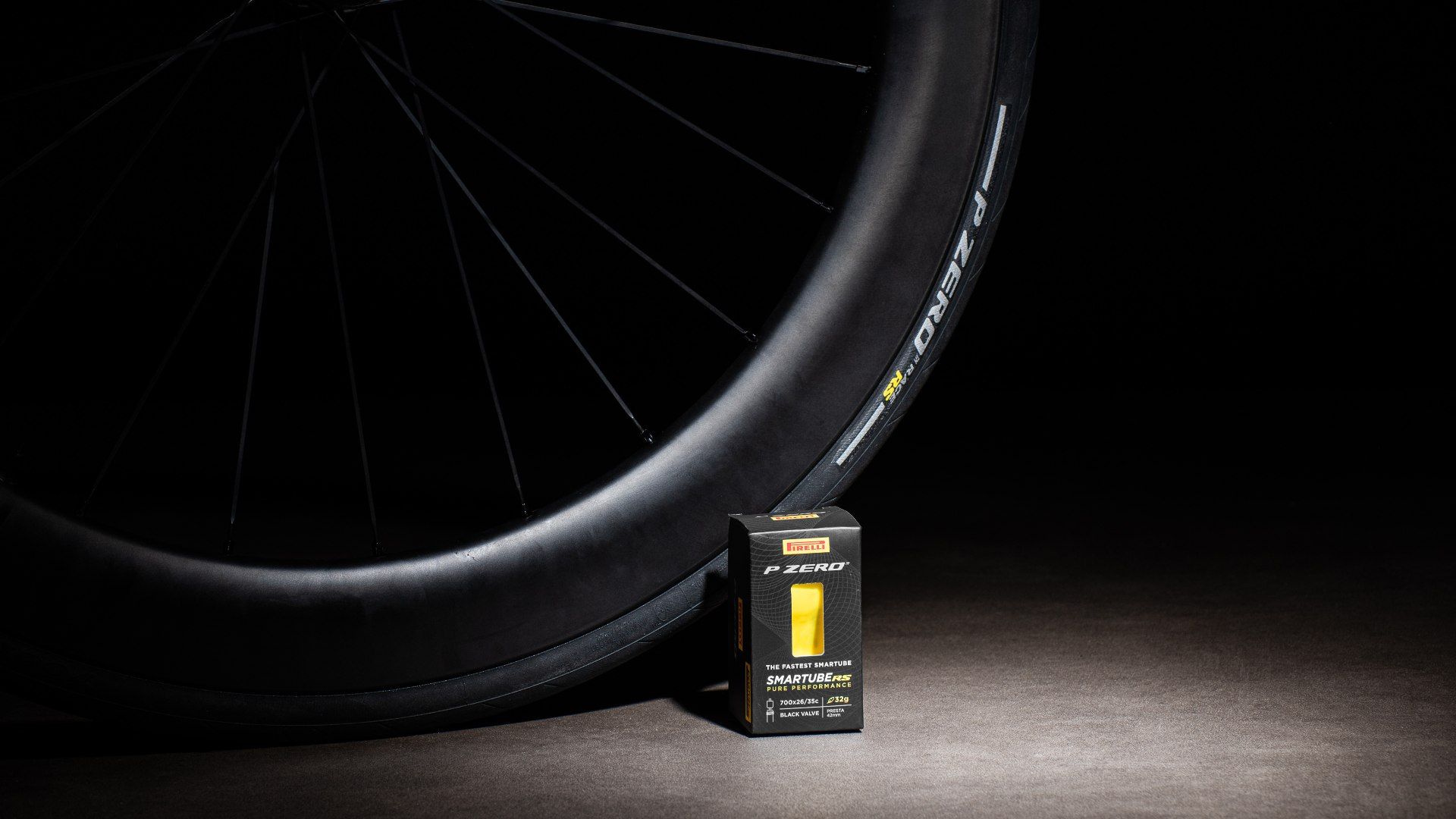 PIRELLI SmarTUBE RS  prestaciones de competición y gran sencillez