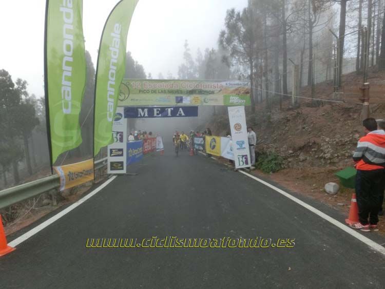 Pico de las Nieves 2013
