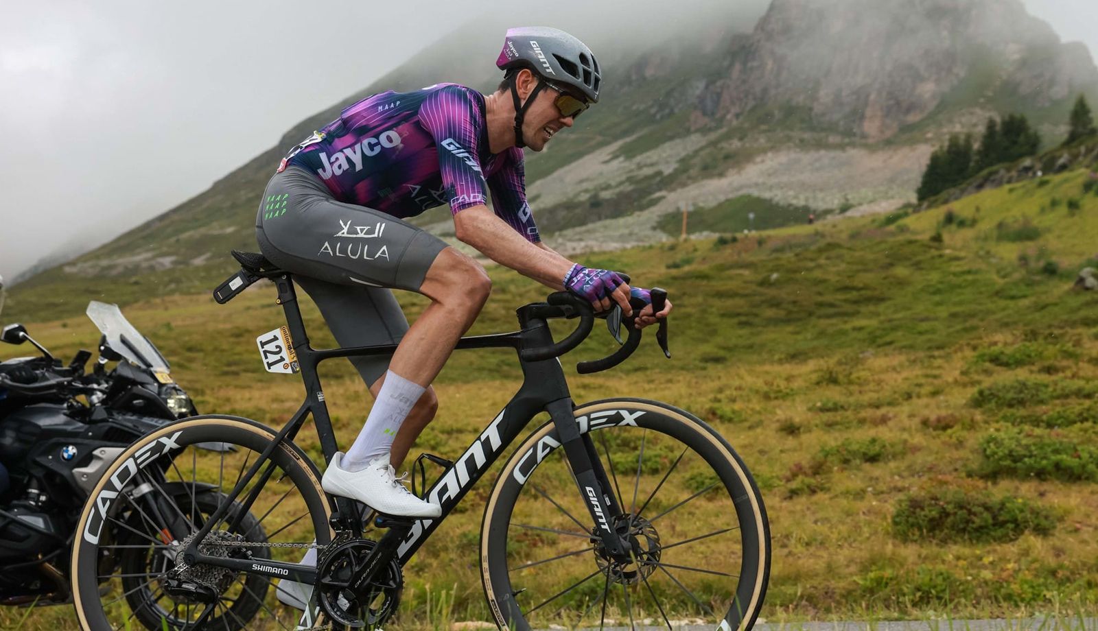 Ben O´Connor, ganador en el Col de la Loze Ben O´Connor, ganador en el Col de la Loze