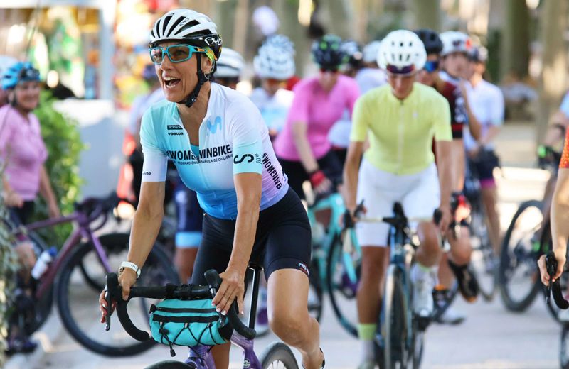 Women in Bike foto 3 Women in Bike foto 3