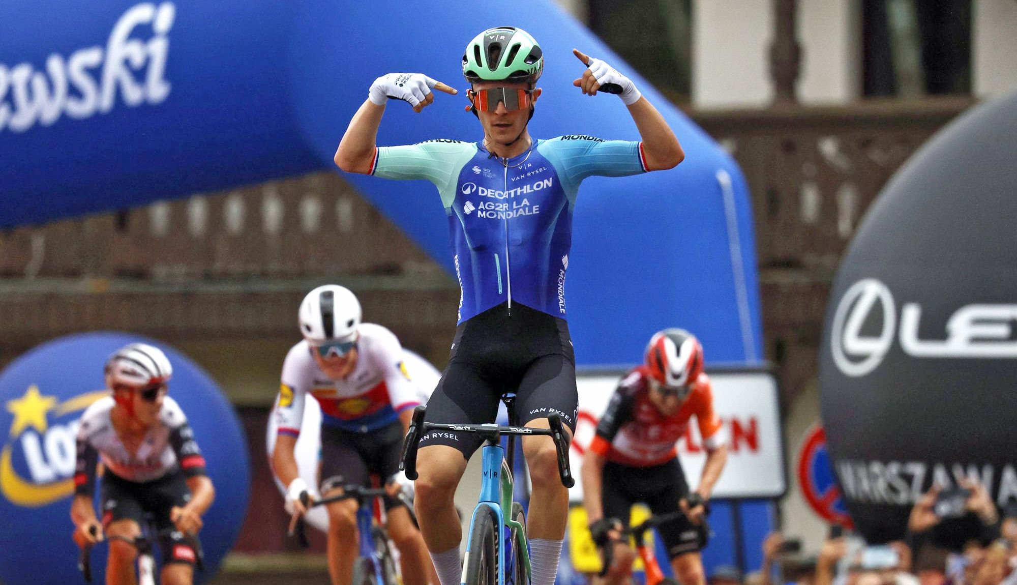 Paul Lapeira, victoria y liderato en la Vuelta a Polonia