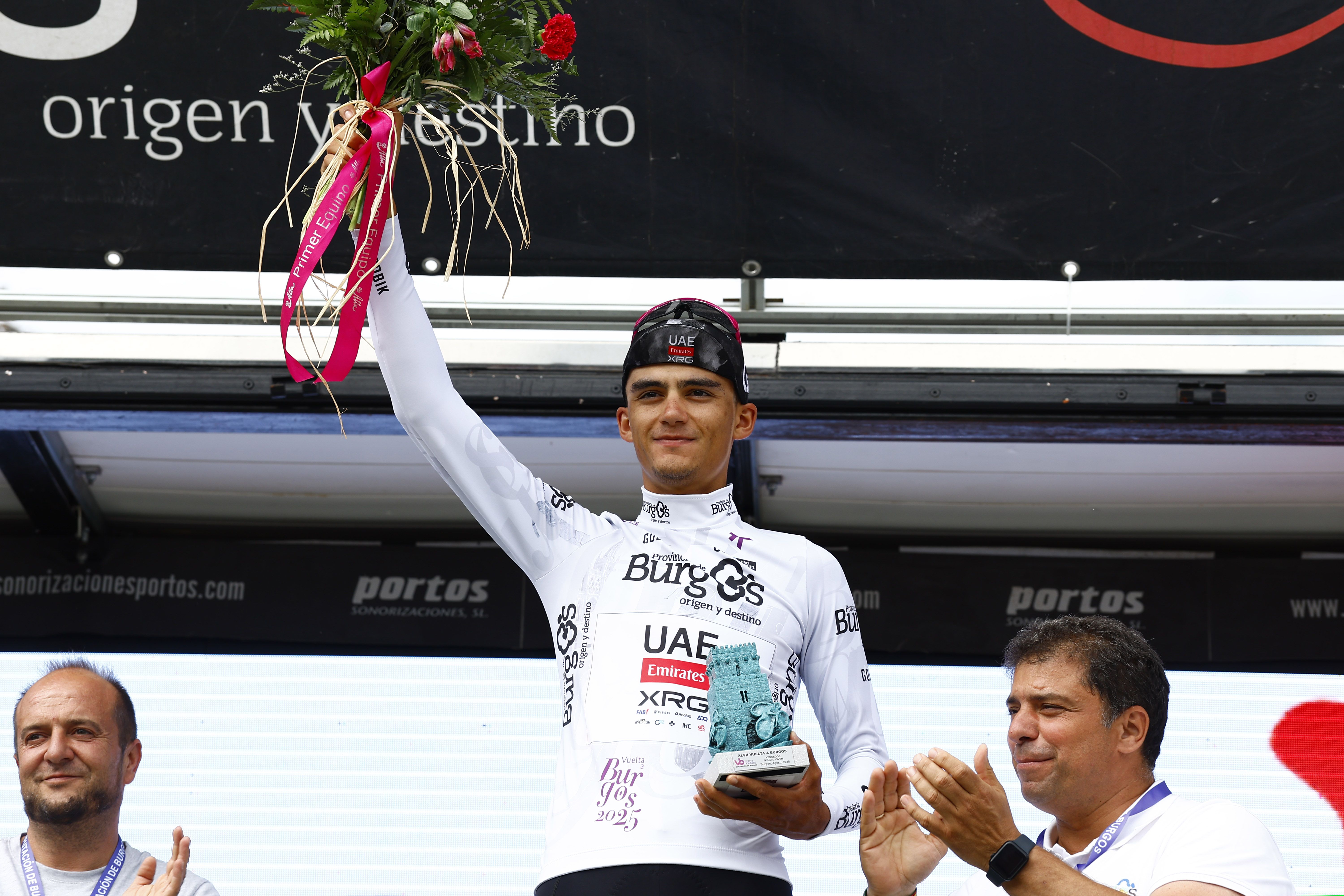 Isaac del Toro conquista la Vuelta a Burgos y Guilio Ciccone vence en las Lagunas de Neila