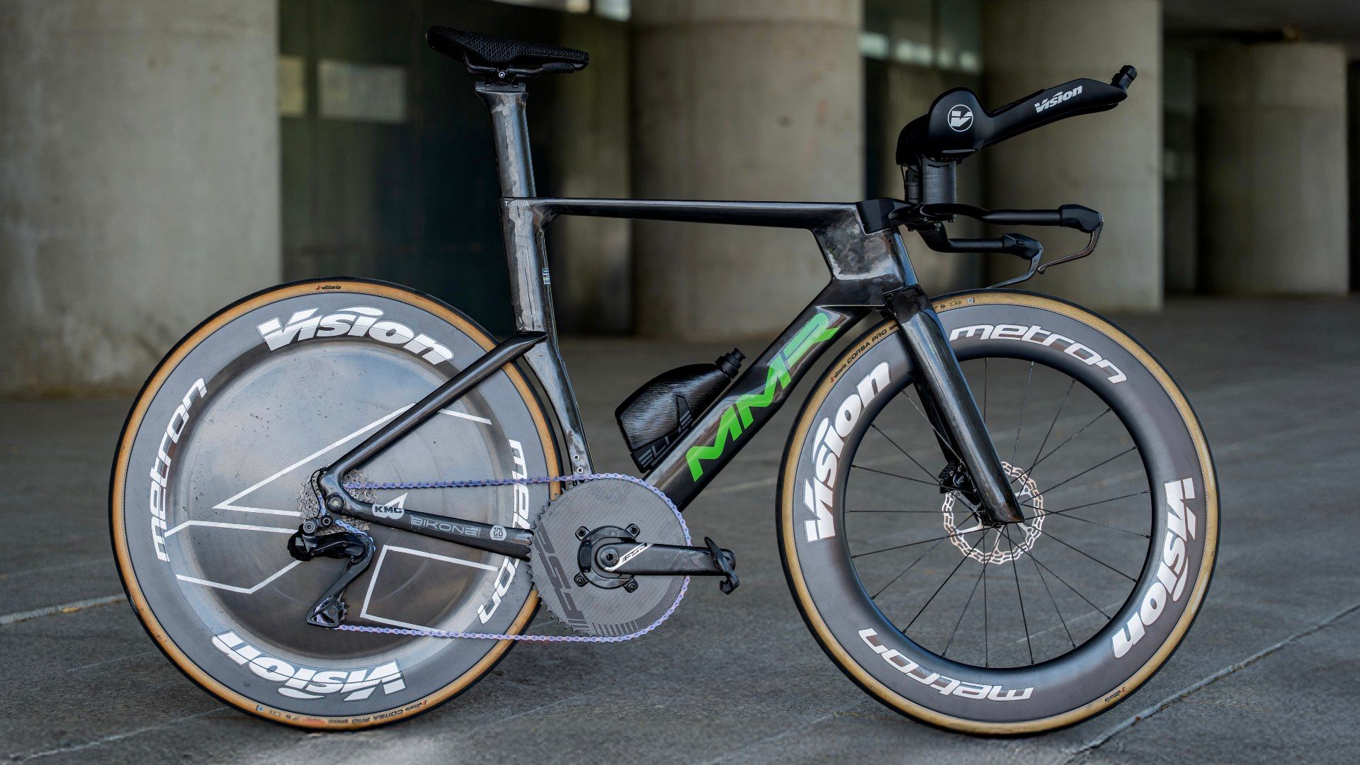 Caja Rural Seguros RGA estrenará el nuevo modelo de MMR Blade en la Vuelta a España