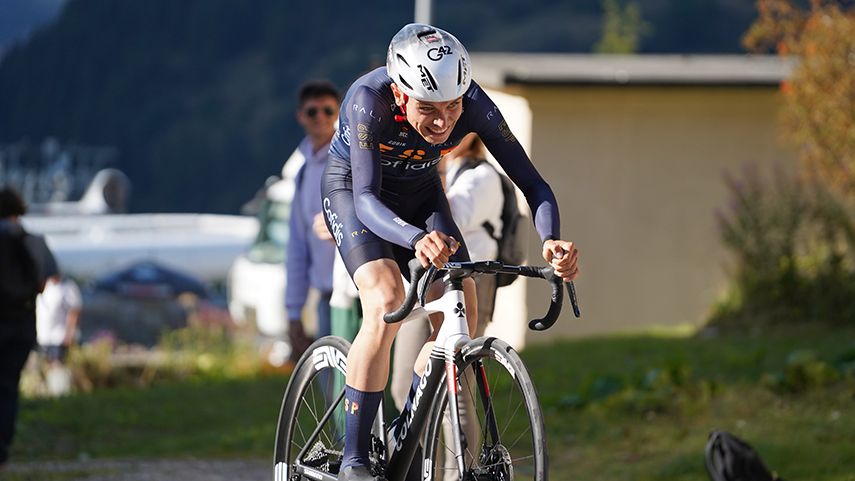 Pablo Torres, 9º en el prólogo inaugural del Tour del Porvenir 2025 y Paula Blasi comienza 4ª