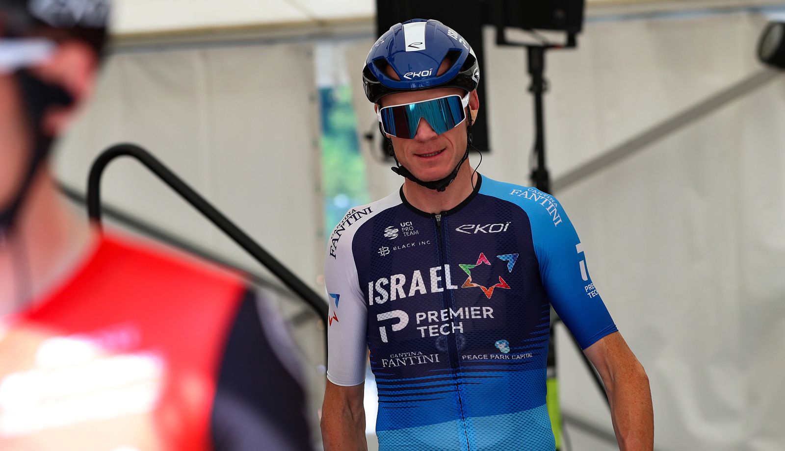 Chris Froome sufre un grave accidente entrenando