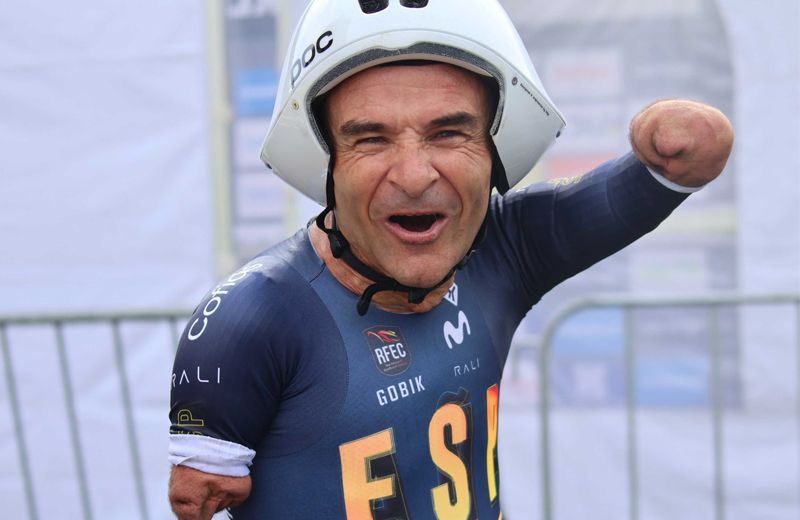 Ricardo Ten festejando un nuevo título Mundial Ricardo Ten festejando un nuevo título Mundial