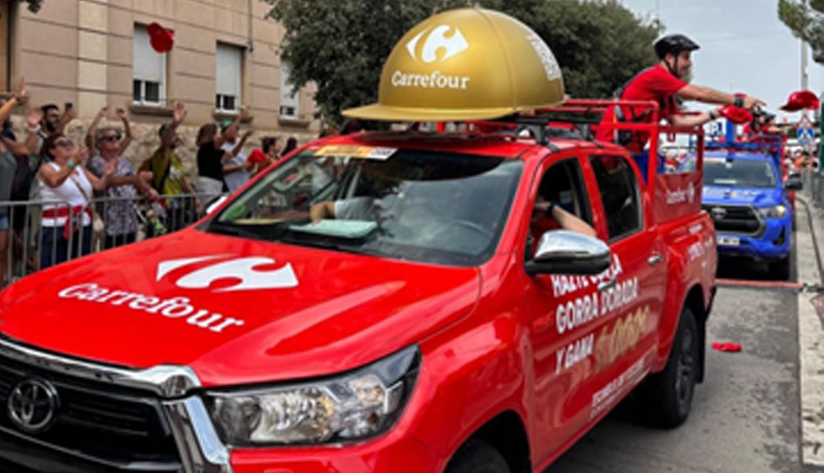 Carrefour lanza la Gorra Dorada en La Vuelta con 17.000 euros en premios