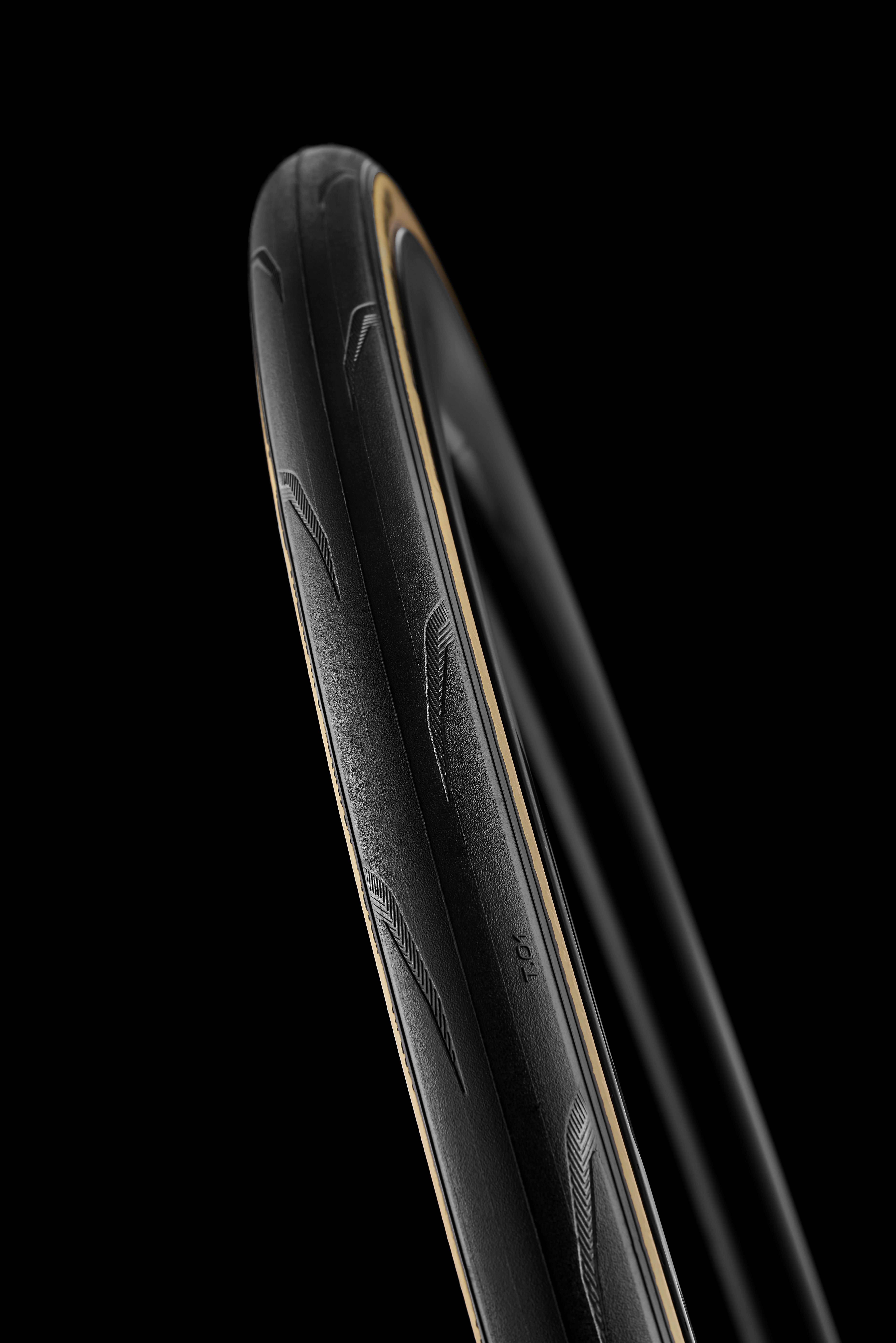 Aero Cotton tire (2)