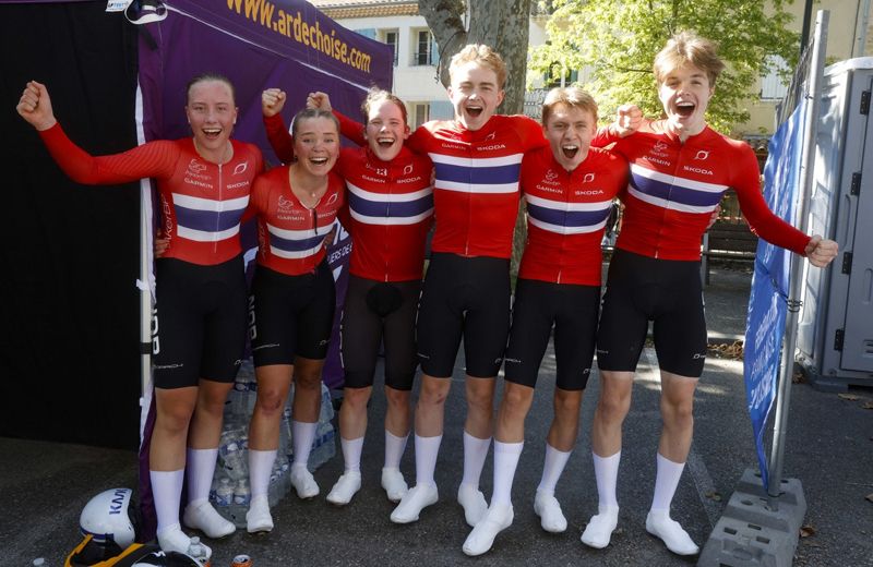 Noruega relevo mixto junior Noruega relevo mixto junior
